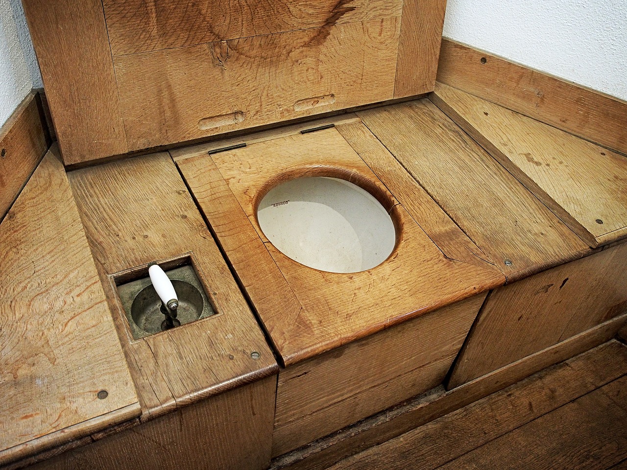 Holz Toilettendeckel